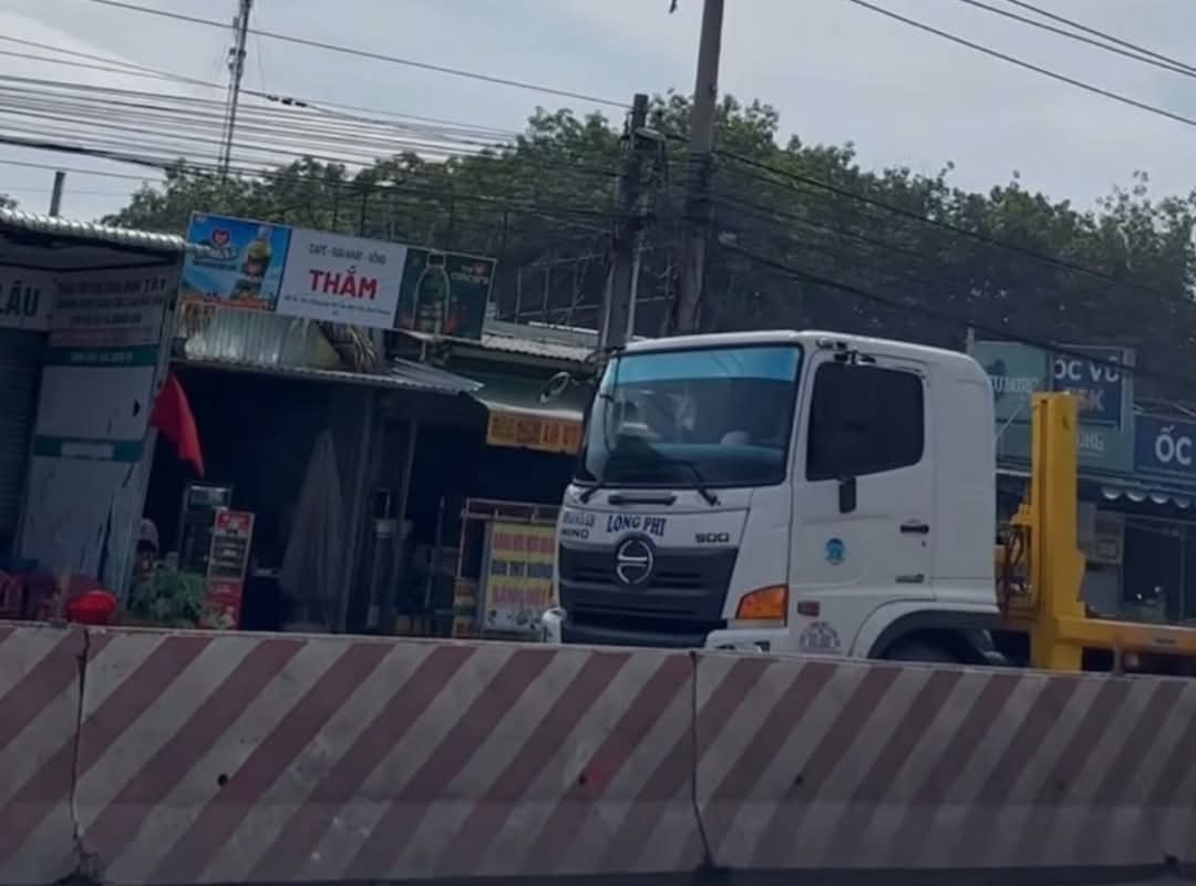 Gần chợ An Tây, Bến Cát ngay lúc này